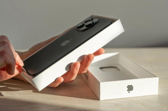 apple product packaging design