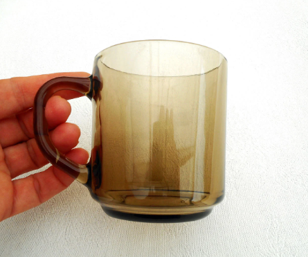 brown glass coffee cups